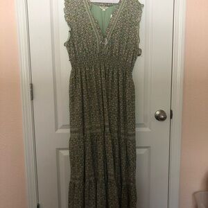 NWT Max Studio Patterned Green Maxi Dress
